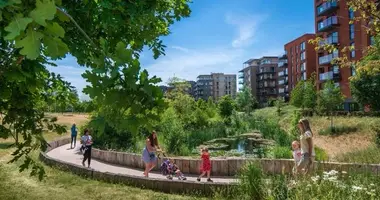 3 bedroom apartment in London, United Kingdom