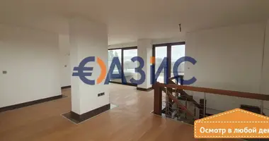 5 room apartment in Nesebar, Bulgaria