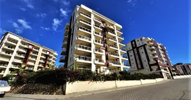 Apartamento 3 habitaciones en Akarca Koyu, Turquía