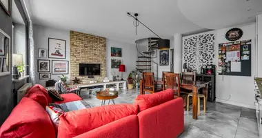 4 room apartment in Warsaw, Poland