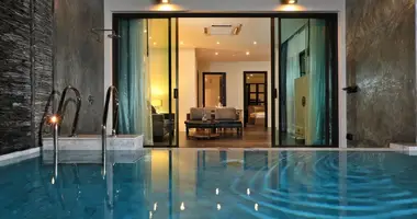 Villa 3 chambres avec Fenêtres double vitrage, avec Meublesd, avec Climatiseur dans Phuket, Thaïlande