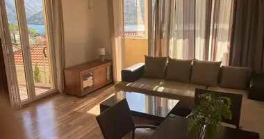 Квартира 2 комнаты в Херцег-Нови, Черногория