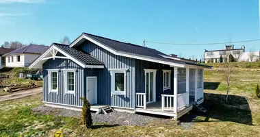 Haus in Aziaryckaslabadski siel ski Saviet, Weißrussland