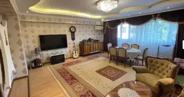 Квартира 5 комнат в Узбекистан