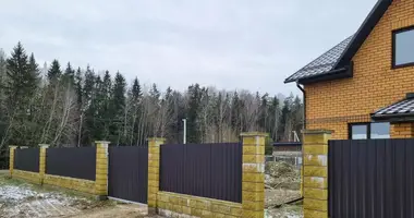 Casa en Ratomka, Bielorrusia