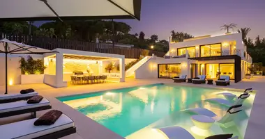 Villa 5 chambres avec parkovka parking, avec Climatiseur, avec Terrasse dans Marbella, Espagne