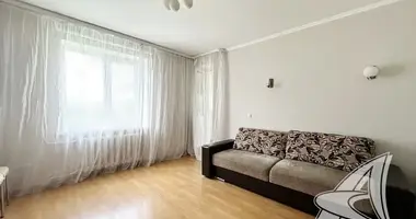 Квартира 2 комнаты в Мухавецкий сельский Совет, Беларусь