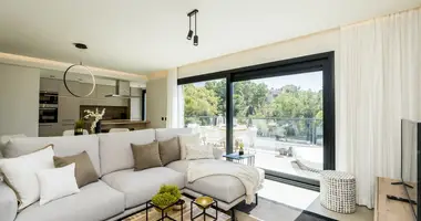 3 bedroom apartment in Marbella, Spain