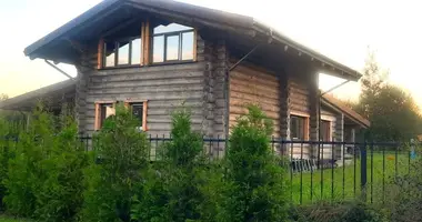 Haus in Aziaryckaslabadski siel ski Saviet, Weißrussland