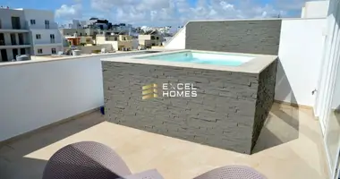 Penthouse 3 bedrooms in Swieqi, Malta