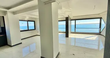 Dúplex 8 habitaciones en Mezitli, Turquía
