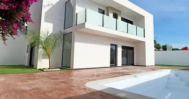 Villa 3 bedrooms in Fortuna, Spain