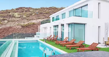 Villa 5 Zimmer mit Möbliert, mit guter Zustand, mit Bergblick in Adeje, Spanien