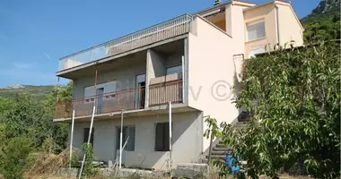 Casa 4 habitaciones en Radosic, Croacia