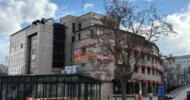Oficina 374 m² en Minsk, Belarús