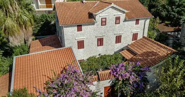 Casa 17 habitaciones en Risan, Montenegro