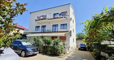 Hotel 940 m² in Kotor, Kroatien