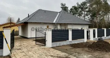 4 room house in Veresegyhaz, Hungary
