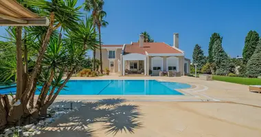 Villa 11 Zimmer mit Balkon, mit Klimaanlage, mit Bergblick in Sahilevleri Mahallesi, Türkei