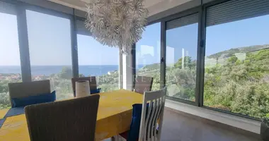 Villa 5 chambres avec Balcon, avec Meublesd, avec Climatiseur dans Lustica, Monténégro