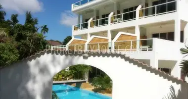 Condo 2 bedrooms in Patong, Thailand