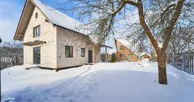Casa 2 habitaciones en Ratomka, Bielorrusia