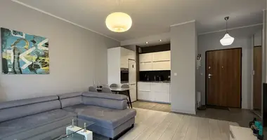 Mieszkanie 2 pokoi w Warszawa, Polska