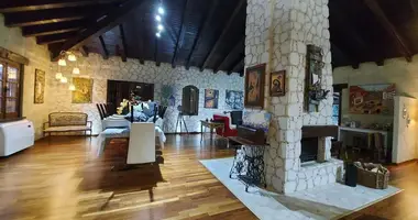 Casa 4 habitaciones en Oroklini, Chipre