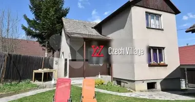 Apartamento en okres Benesov, República Checa