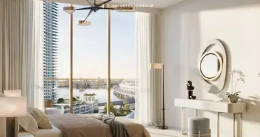 Studio apartment 3 bedrooms in Dubai, United Arab Emirates