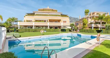 3 bedroom apartment in Arona, Spain