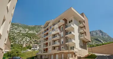 Apartment 6 bedrooms in Dobrota, Montenegro