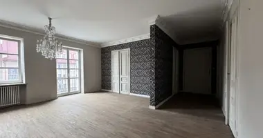 Wohnung 3 zimmer in Warschau, Polen