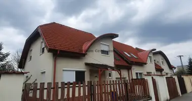 Haus 5 Zimmer in Pecel, Ungarn