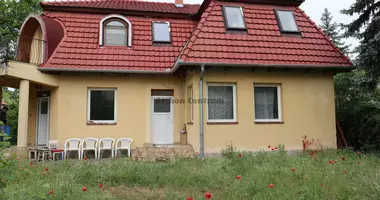 6 room house in Kecskemeti jaras, Hungary