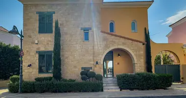 Villa 5 bedrooms in Limassol, Cyprus