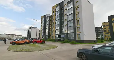 Mieszkanie 3 pokoi w Ratomka, Białoruś