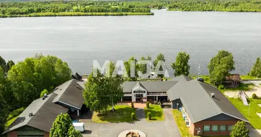 Hotel 2 000 m² in Salla, Finland