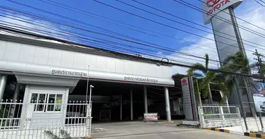 Car showroom for sale with repair service center Next to Sukhumvit Road (Bang Saen), Chonburi Province, Thailand. w Chon Buri, Tajlandia