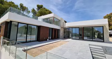 Villa 5 habitaciones con Aire acondicionado, con estacionamiento, con Renovado en Teulada, España