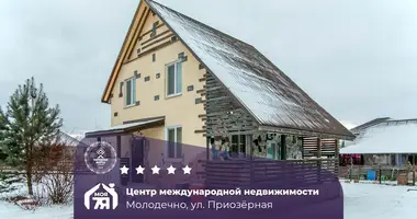 Casa de campo en Maladetchna, Bielorrusia