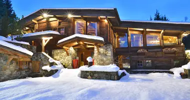 Chalet 10 bedrooms in Megeve, France