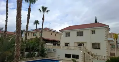 4 bedroom house in Ypsonas, Cyprus