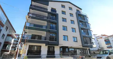 Mieszkanie 4 pokoi w Altindag, Turcja