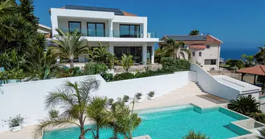 Villa in Agios Tychonas, Zypern