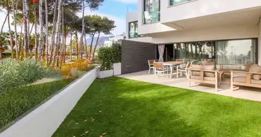 Adosado Adosado 3 habitaciones con Aire acondicionado, con Terraza, con Garaje en Málaga, España