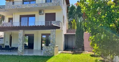 3 bedroom house in Agia Paraskevi, Greece