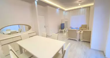5 room apartment with parking, with elevator, with security in Alanya, Turkey