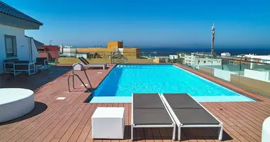 Penthouse 3 bedrooms with Furnitured, with Elevator, with Air conditioner in Tarifa, Spain