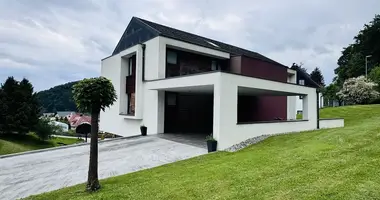 Haus in Treffen, Slowenien